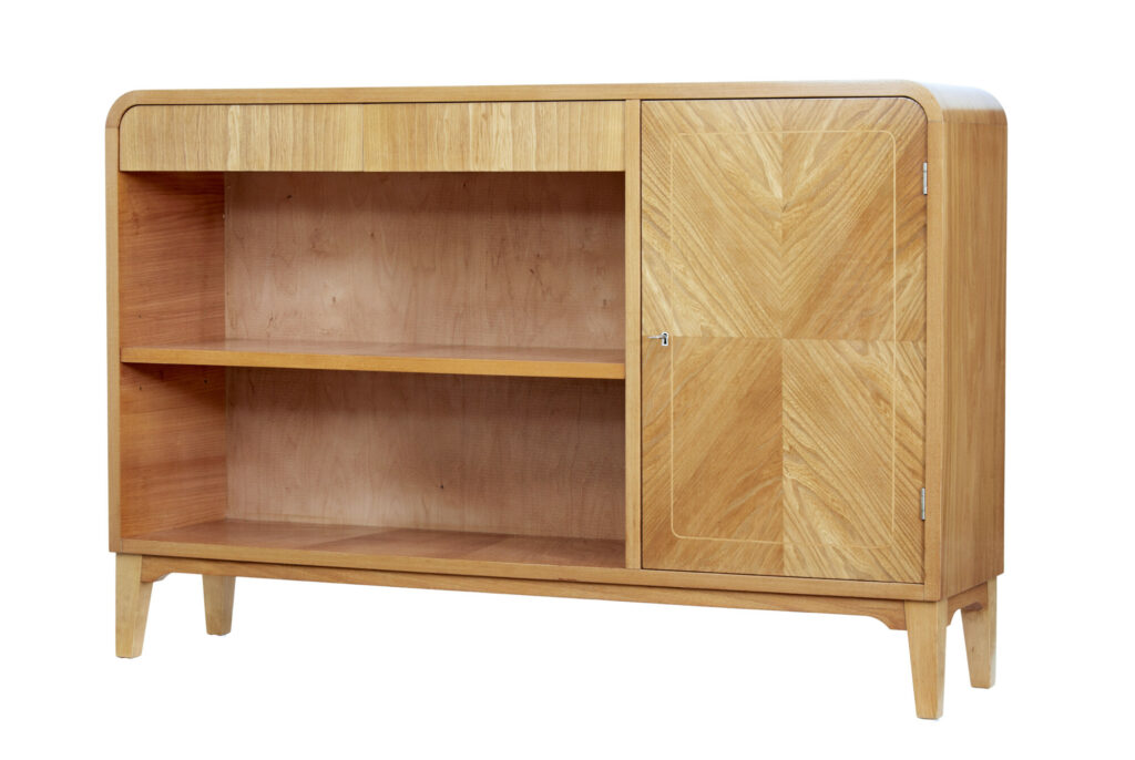 MID 20TH CENTURY LOW OPEN ELM BOOKCASE