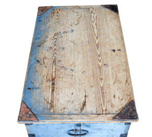 19th Century Swedish Painted Pine Chest — thumbnail 3