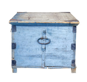 19th Century Swedish Painted Pine Chest — thumbnail 4