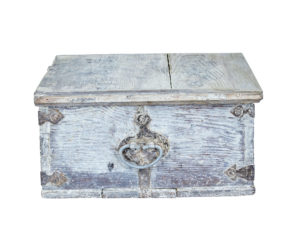 Swedish 18th Century Painted Pine Box — thumbnail 5