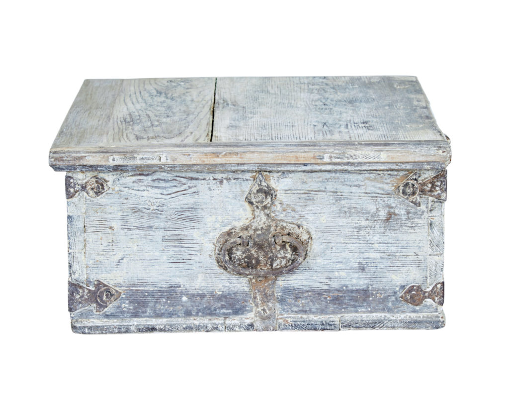 Swedish 18th Century Painted Pine Box — image 7
