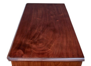 Mid 19th Century Mahogany Chest of Drawers — thumbnail 4