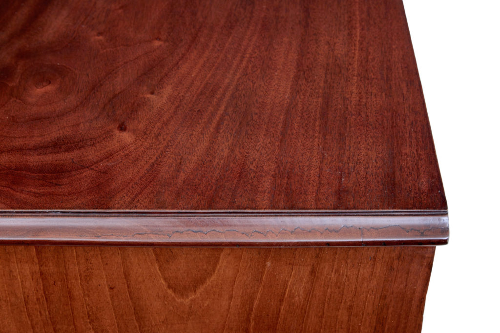 Mid 19th Century Mahogany Chest of Drawers — image 3