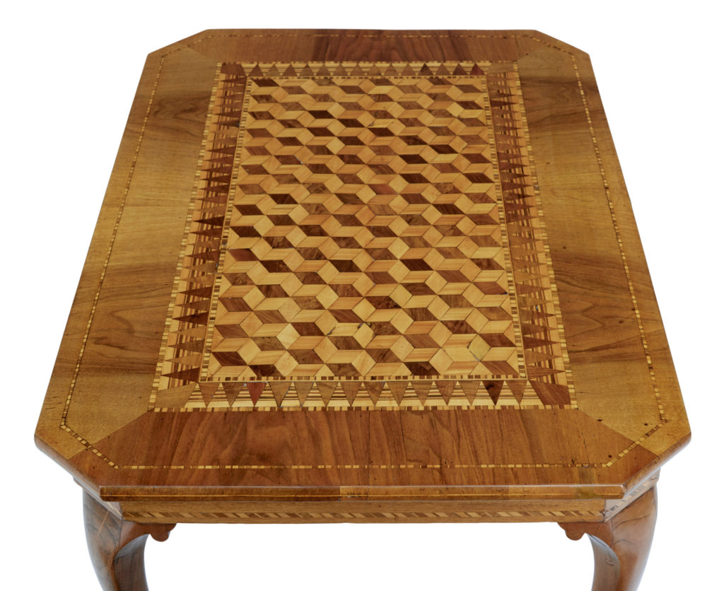 Early 20th Century Italian Walnut Sorrento Parquetry Inlaid Side Table — image 5