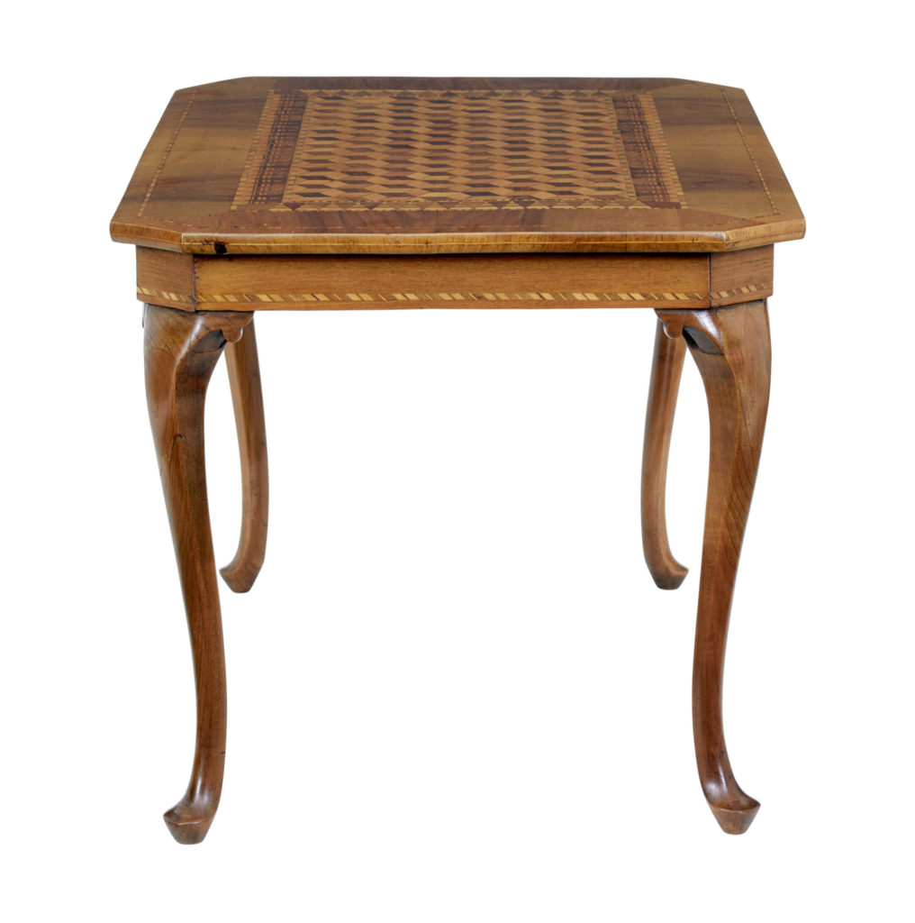 Early 20th Century Italian Walnut Sorrento Parquetry Inlaid Side Table — image 8