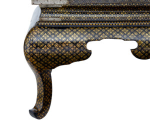 19th Century Japanese Black and Gold Lacquered Display Cabinet — thumbnail 2