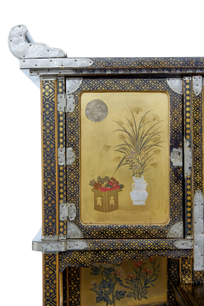 19th Century Japanese Black and Gold Lacquered Display Cabinet — image 5