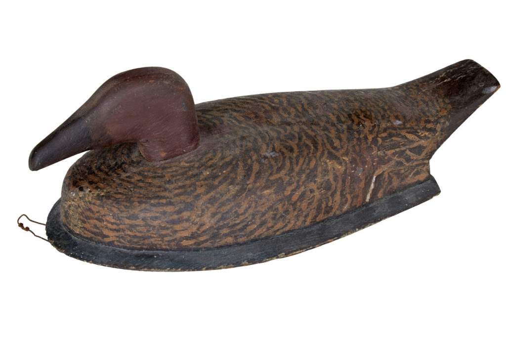 EARLY 20TH CENTURY SOLID WOOD HAND PAINTED DECOY DUCK