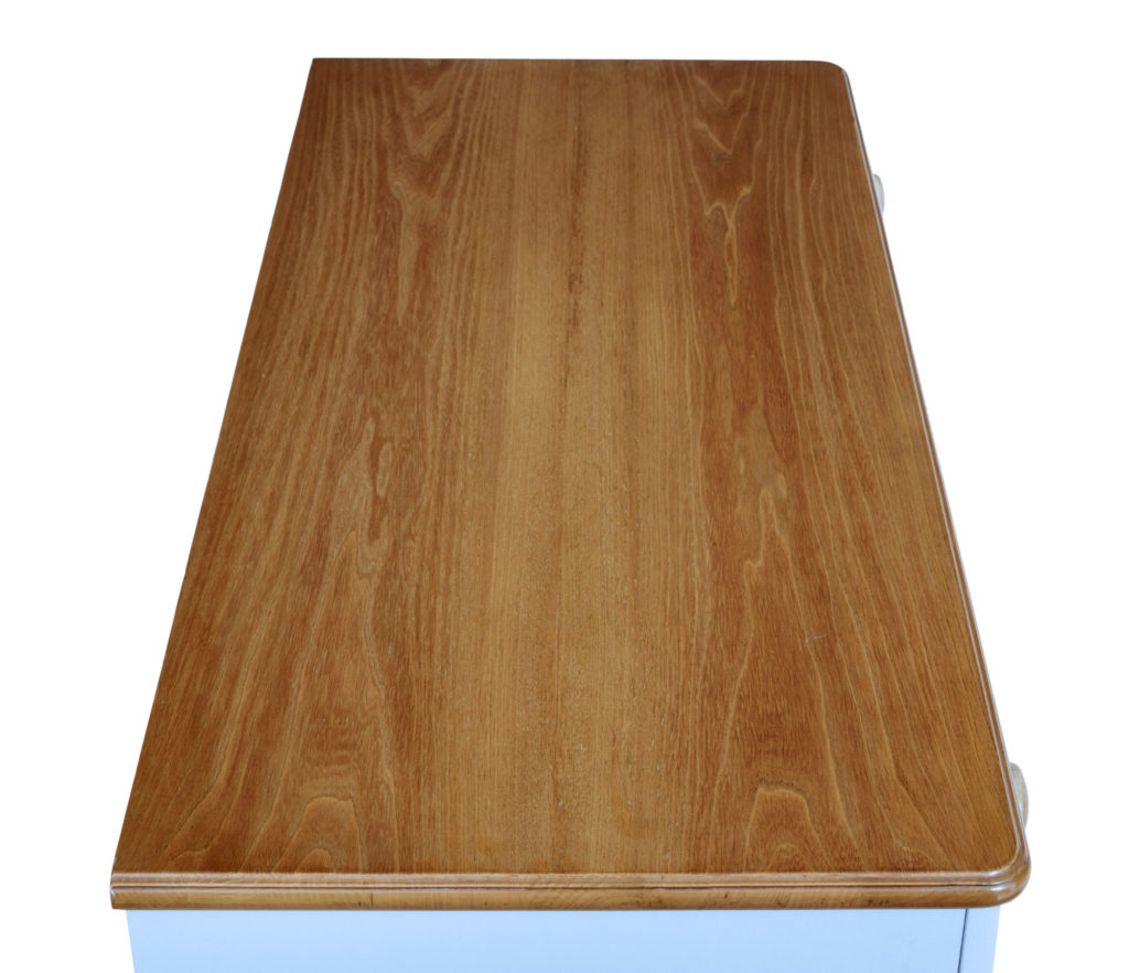Mid-20th Century Scandinavian Painted Elm Chest of Drawers Commode — image 3