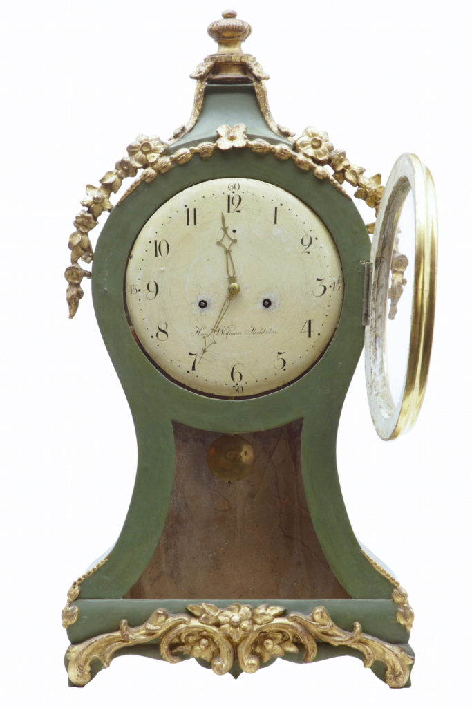 18th Century Swedish Gustavian Gilt and Painted Mantle Clock — image 7