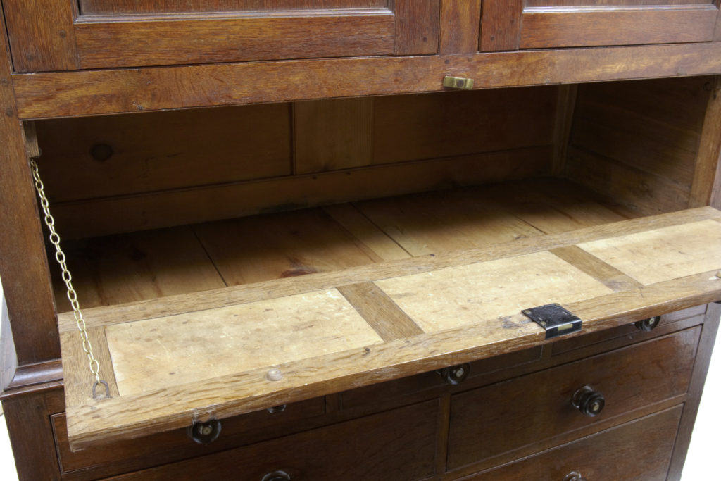Early 19th Century and Later Oak Cupboard — image 3