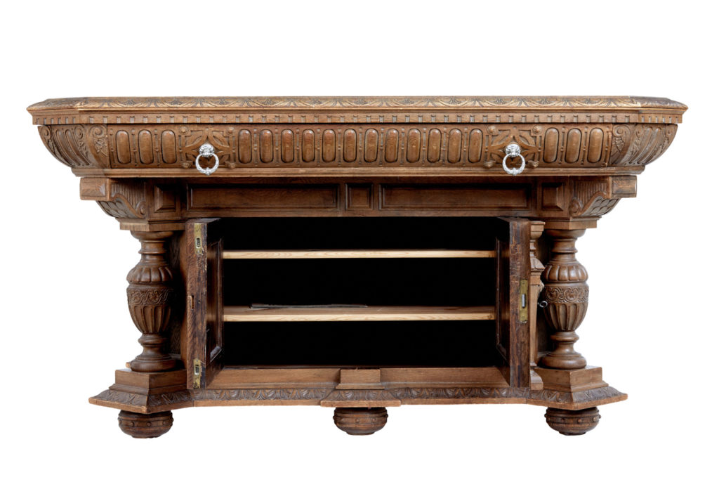 Fine Quality Late Victorian Profusely Carved Oak Library Table — image 10