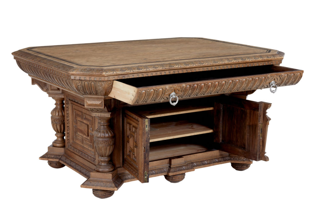 Fine Quality Late Victorian Profusely Carved Oak Library Table — image 12