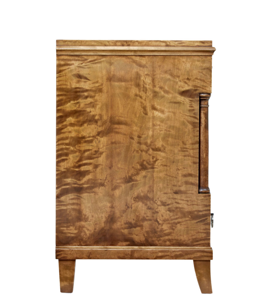Early 20th Century Art Deco Inlaid Birch Chest of Drawers — image 5