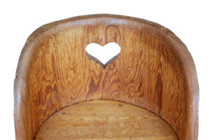 19th Century Large Dugout Rustic Pine Chair — thumbnail 6