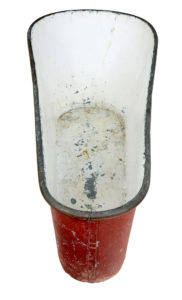 Late 19th Century Painted Red Copper and Tin Bath Tub — thumbnail 3