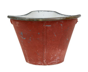 Late 19th Century Painted Red Copper and Tin Bath Tub — thumbnail 5
