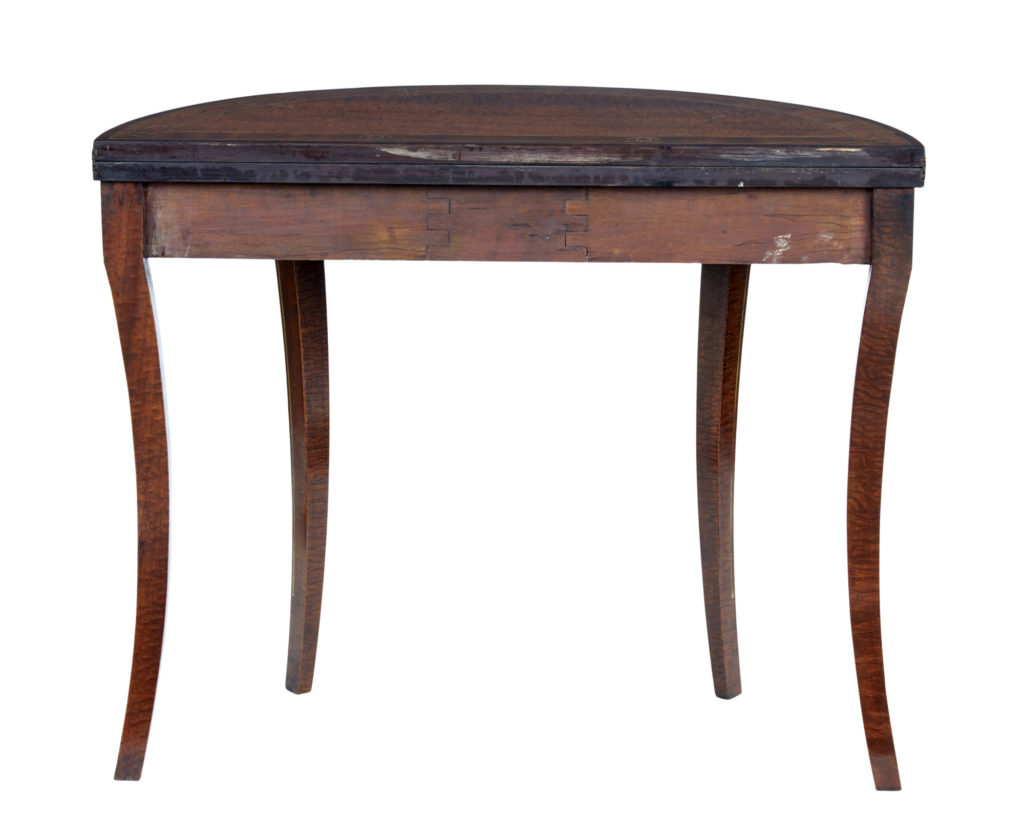 Pair of 19th Century William Iv Mahogany and Brass Inlaid Tea Tables — image 3