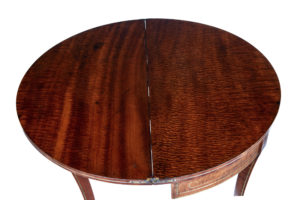 Pair of 19th Century William Iv Mahogany and Brass Inlaid Tea Tables — thumbnail 5