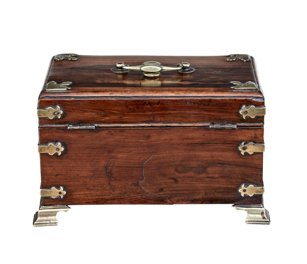 Early 19th Century Georgian Palisander and Brass Tea Caddy — image 5