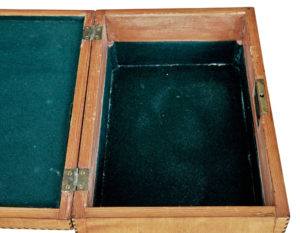 19th Century Birch Sewing Box with Stringing — thumbnail 2