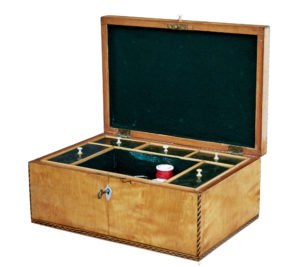 19th Century Birch Sewing Box with Stringing — thumbnail 7