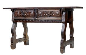 Late 17th Century Spanish Walnut Side Table — thumbnail 1