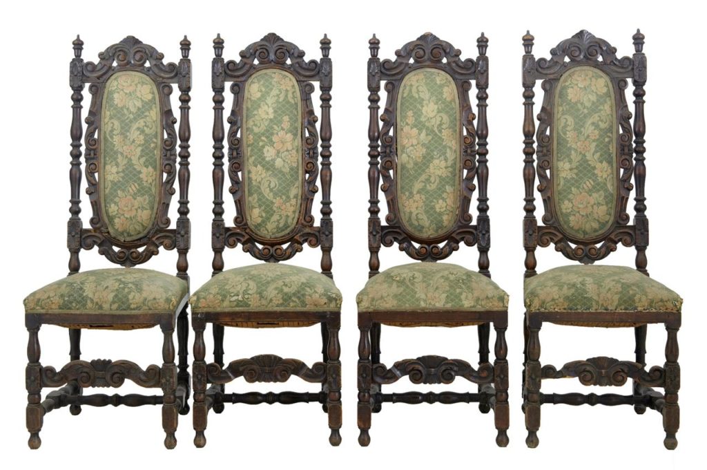 SET OF 4 19TH CENTURY CARVED OAK DINING CHAIRS FOR RESTORATION