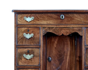 Mid 18th Century Mahogany Kneehole Desk — thumbnail 6