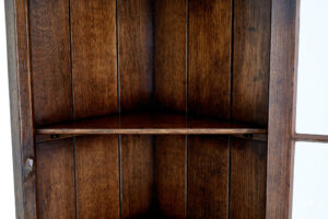 20th Century English Oak Corner Cabinet — thumbnail 2