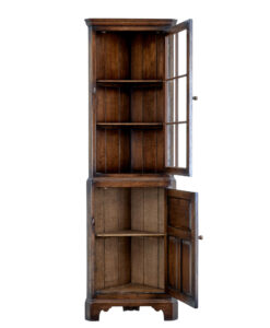 20th Century English Oak Corner Cabinet — thumbnail 6