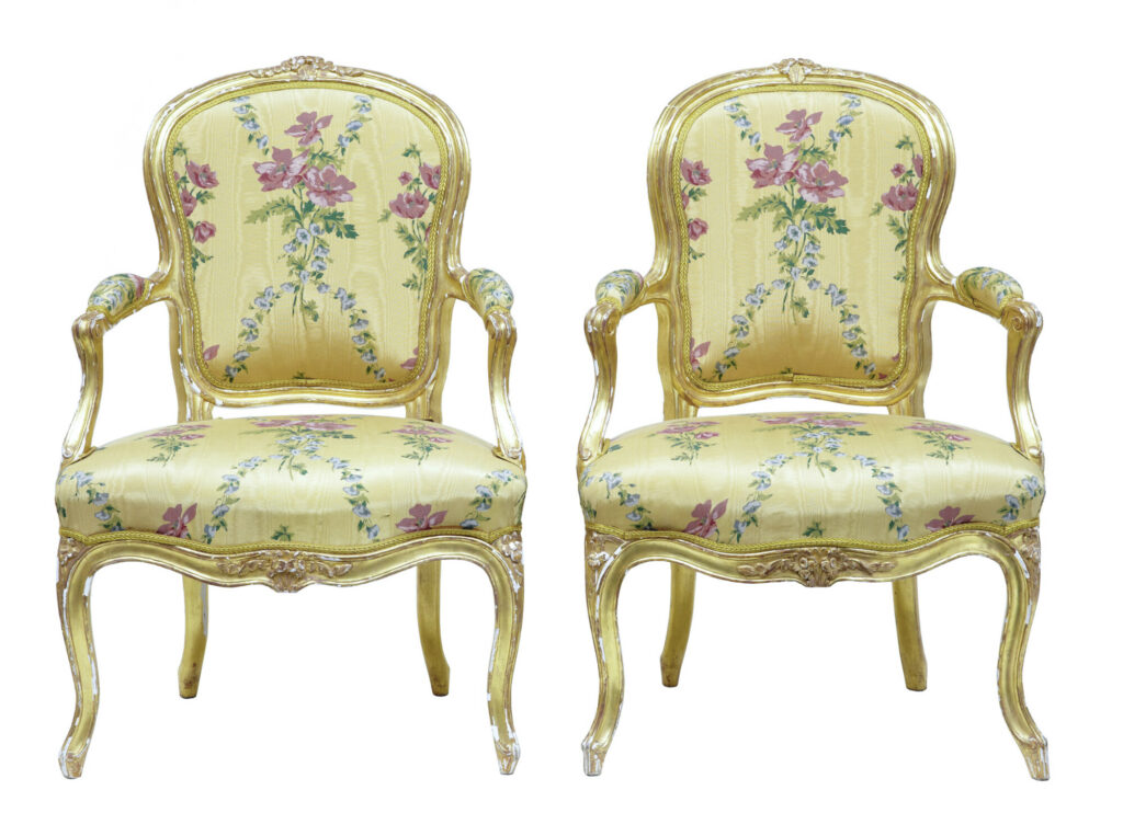 NEAR PAIR OF 18TH CENTURY LOUIS XV GILT ARMCHAIRS BY MICHARD