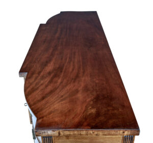 Early 19th Century Georgian Mahogany Sideboard — thumbnail 3
