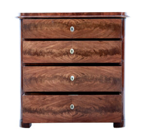Mid 19th Century Flame Mahogany Chest of Drawers — thumbnail 9