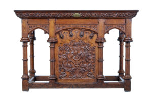 Early 20th Century Gothic Revival Carved Oak Alter Table — thumbnail 13