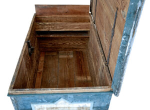 Mid 19th Century Painted Pine Blanket Chest — thumbnail 2