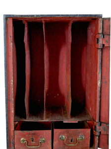 Early 19th Century Cast Iron Safe in Original Paint — thumbnail 6