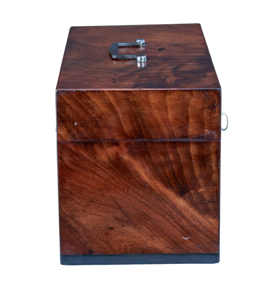 19th Century Regency Mahogany Caddy — image 4