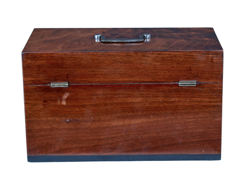19th Century Regency Mahogany Caddy — image 5
