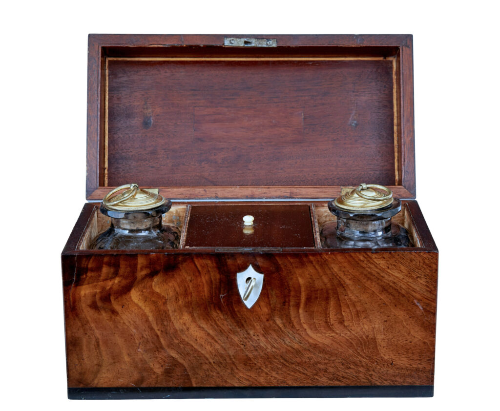 19th Century Regency Mahogany Caddy — image 7