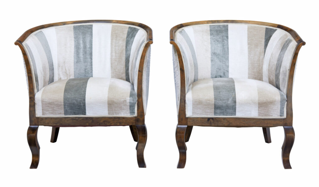 MID-20TH CENTURY SCANDINAVIAN BIRCH CLUB ARMCHAIRS