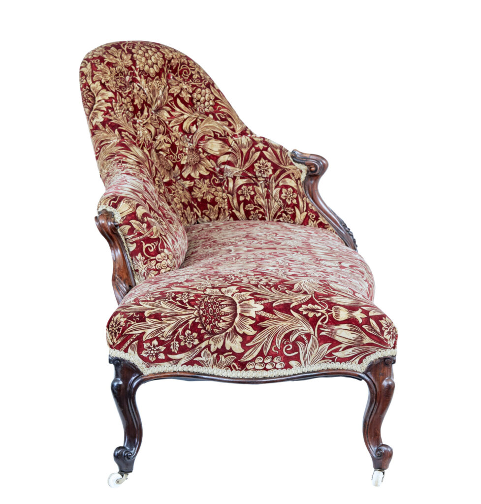 High Victorian Carved Walnut Chaise Lounge — image 10