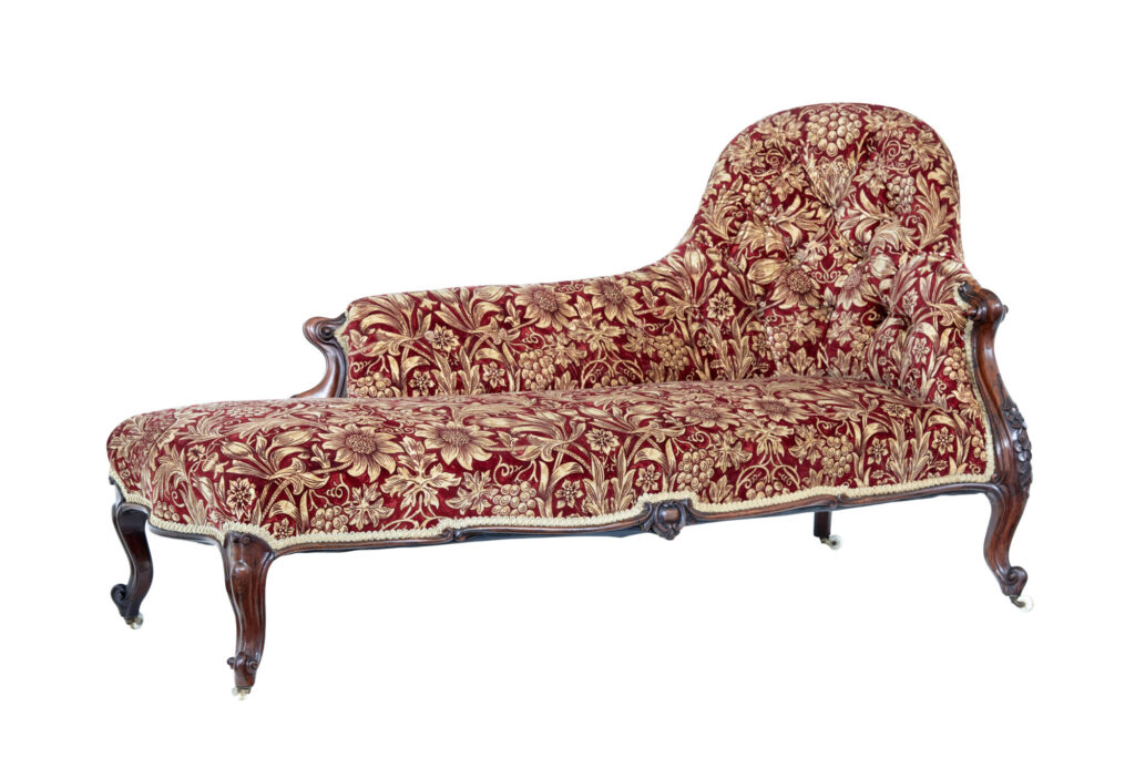 High Victorian Carved Walnut Chaise Lounge — image 11