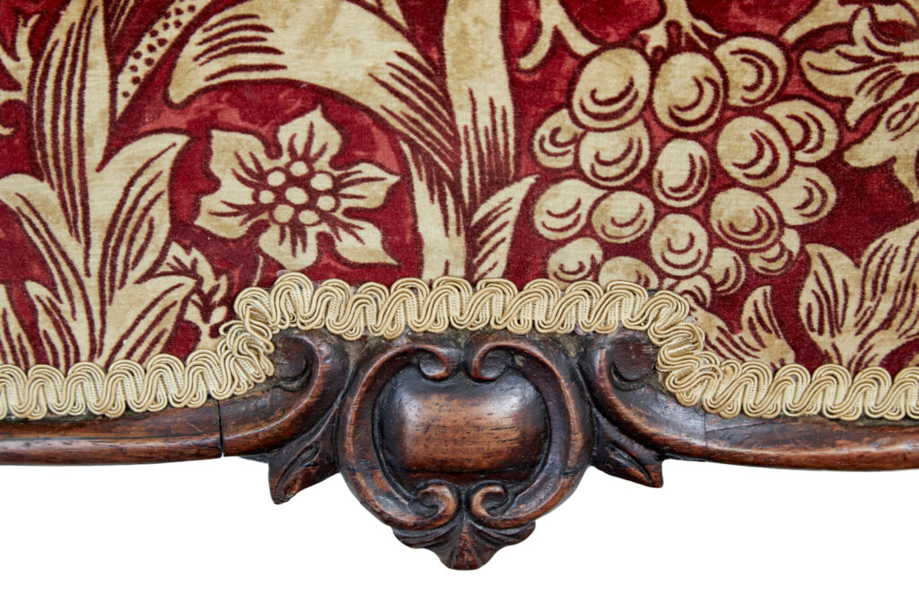High Victorian Carved Walnut Chaise Lounge — image 2