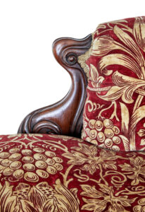 High Victorian Carved Walnut Chaise Lounge — thumbnail 4