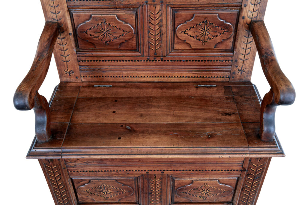 French 18th Century Small Inlaid Chestnut Settle — image 5