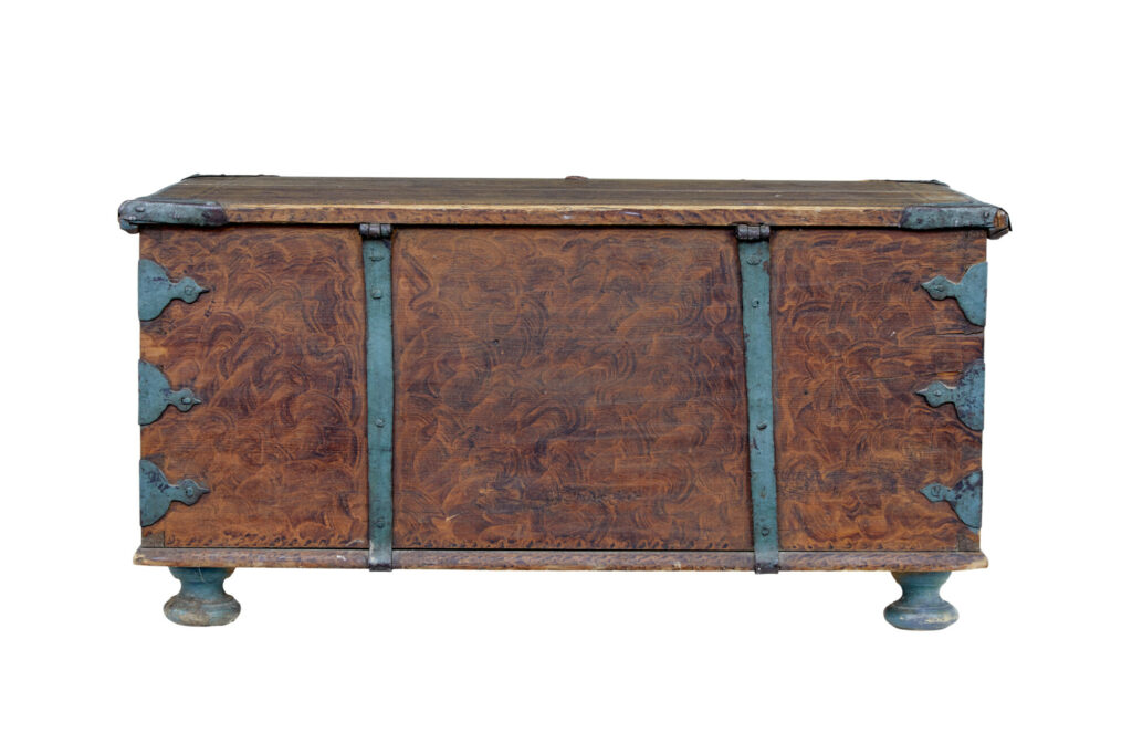 Swedish Early 19th Century Painted Pine Chest — image 7