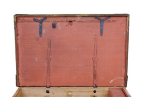 Swedish Early 19th Century Painted Pine Chest — thumbnail 5