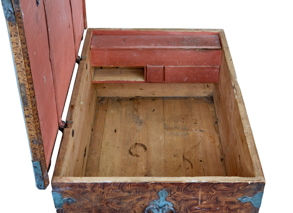 Swedish Early 19th Century Painted Pine Chest — image 4