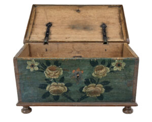 Swedish 18th Century Hand Painted Oak Box — thumbnail 5